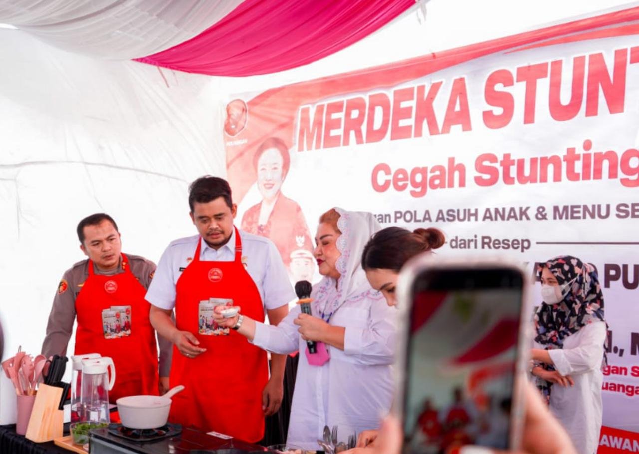 Wali Kota Boby Nasution Di Dampingi Kapolres Belawan AKBP Faisal Rahmat HS SIK SH MH Mengadakan Kegiatan Sosialisasi Memasak