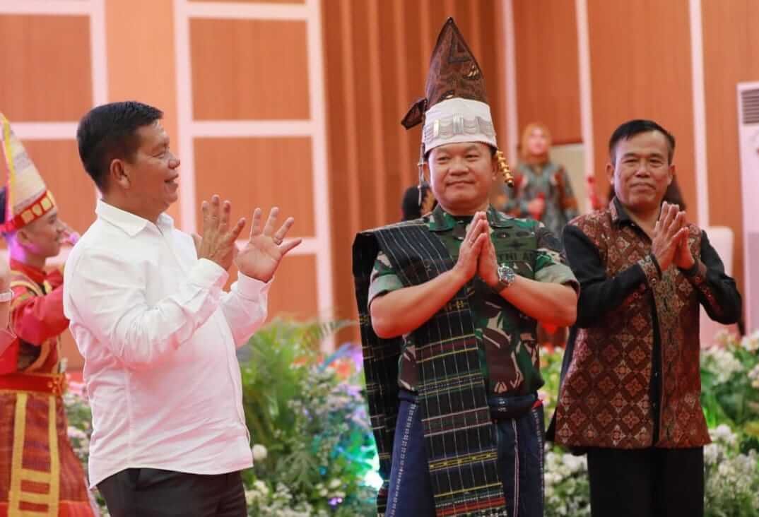 Bupati Simalungun dan Forkopimda Sambut Kunjungan Silahturahmi Kasad.