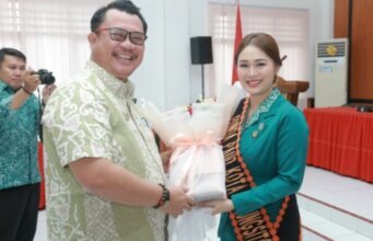 Wali Kota Gunungsitoli Resmi Kukuhkan Pengurus TP. PKK Kota Gunungsitoli