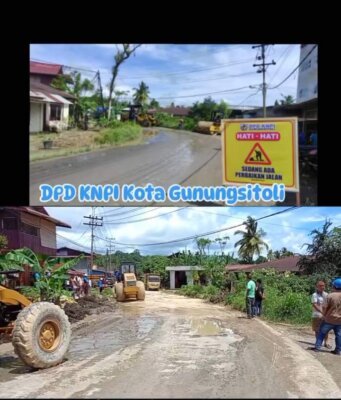 Peduli : DPD KNPI Gunungsitoli Perbaiki Jalan Rusak