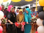 Wali Kota didampingi Ketua Dekranasda H Kusma Erizal Ginting SH meresmikan Baitul Quran Paradep Puspa