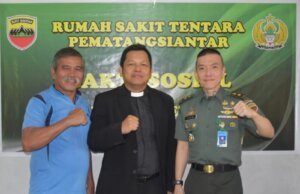Rumah Sakit Tentara Pematangsiantar Mayor Ckm dr Ivan lakukan Pengobatan Gratis