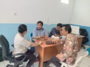 Beri ancungan jempol!Anggota DPRD Tangsel ini tetap dekat dengan warga.