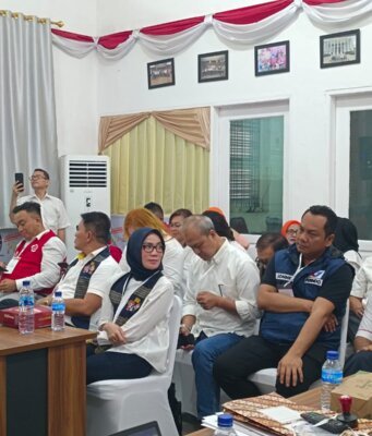 Bacalon Walikota/Wakil Walikota Mangatas Silalahi -Ade Sandra Purba Resmi Daftar Ke KPU Pematangsiantar