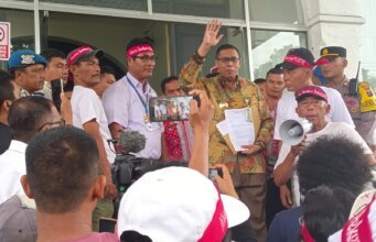 Aliansi Pekerja PT STTC Unjukrasa Menuntut Pemberantasan Rokok Ilegal