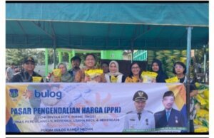 PEMKO TEBING TINGGI KEMBALI GELAR PASAR PENGENDALIAN HARGA