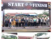 SOSIALISASIKAN PILKADA KOTA TEBING TINGGI SUKSES, PJ. WALI KOTA IKUTI FUN WALK BERSAMA KPU DAN FORKOPIMDA