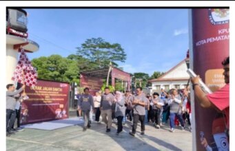 Sukseskan Pilkada 2024 :KPU Siantar Lakukan Jalan Santai