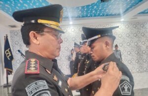 Kalapas Narkotika Kelas IIA Pematangsiantar Pimpin Upacara Kenaikan Pangkat 6 Pegawai