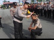 Kapolresta Deli Serdang Pimpin Upacara Kenaikan Pangkat Luar Biasa